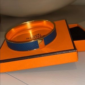 Hermès enamel bangle (real)